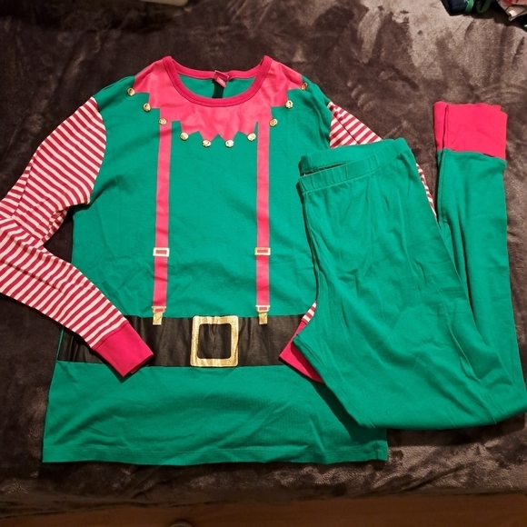 Elf Holiday Time men's or women's size Adult medium pajama set EUC - Picture 1 of 6